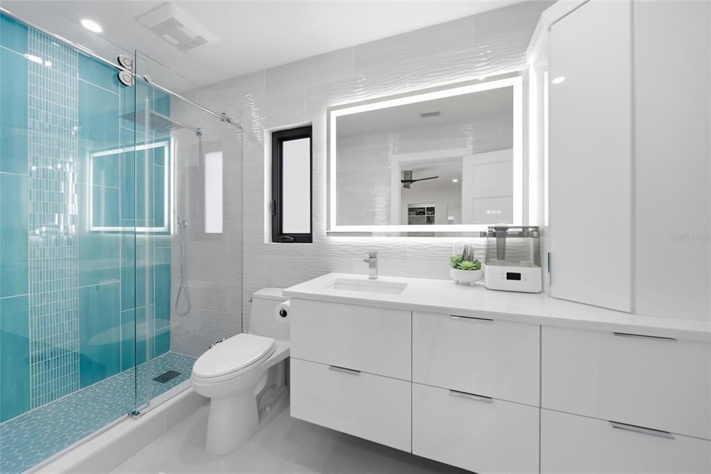 : $849,900 (3 camas, 3 baños, 1416 Pies cuadrados)