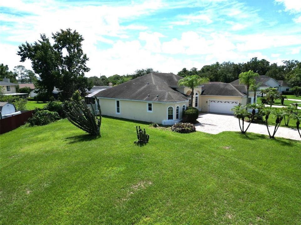 For Sale: $499,000 (5 beds, 3 baths, 3373 Square Feet)