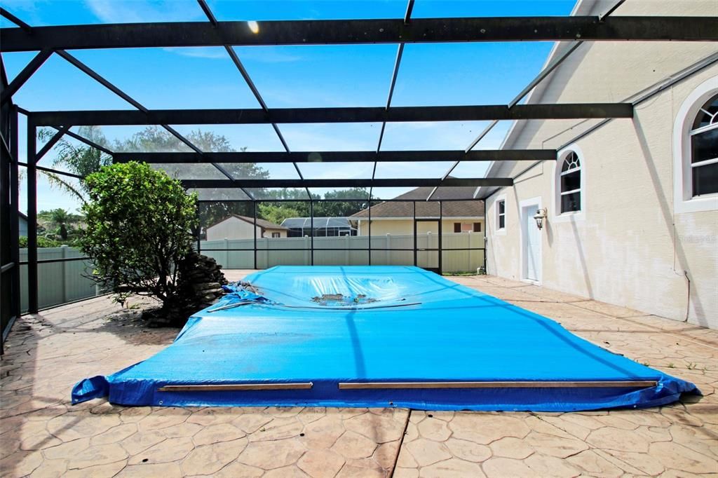 For Sale: $499,000 (5 beds, 3 baths, 3373 Square Feet)