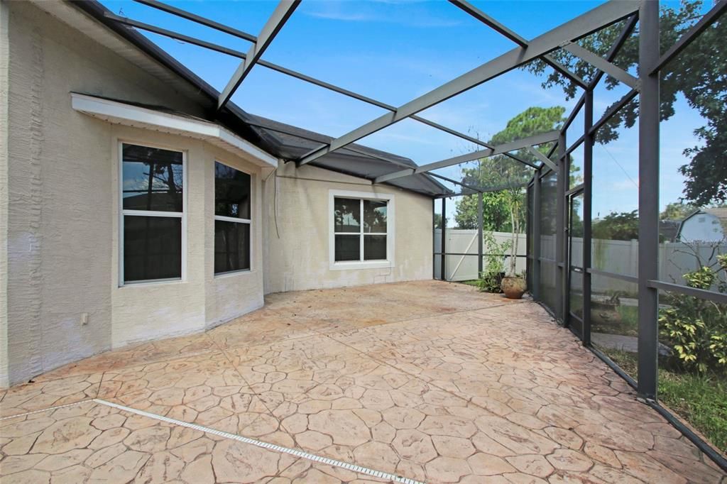 For Sale: $499,000 (5 beds, 3 baths, 3373 Square Feet)