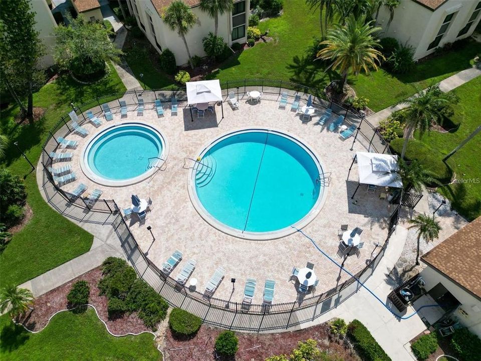 For Sale: $124,900 (1 beds, 1 baths, 682 Square Feet)