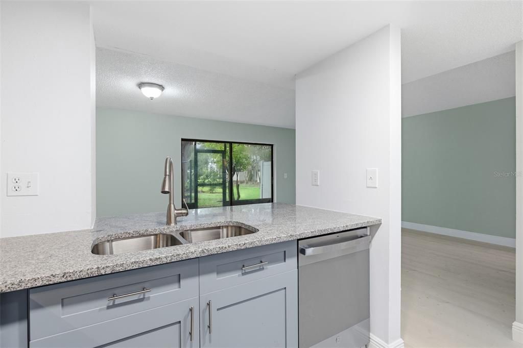 En Venta: $129,500 (1 camas, 1 baños, 817 Pies cuadrados)