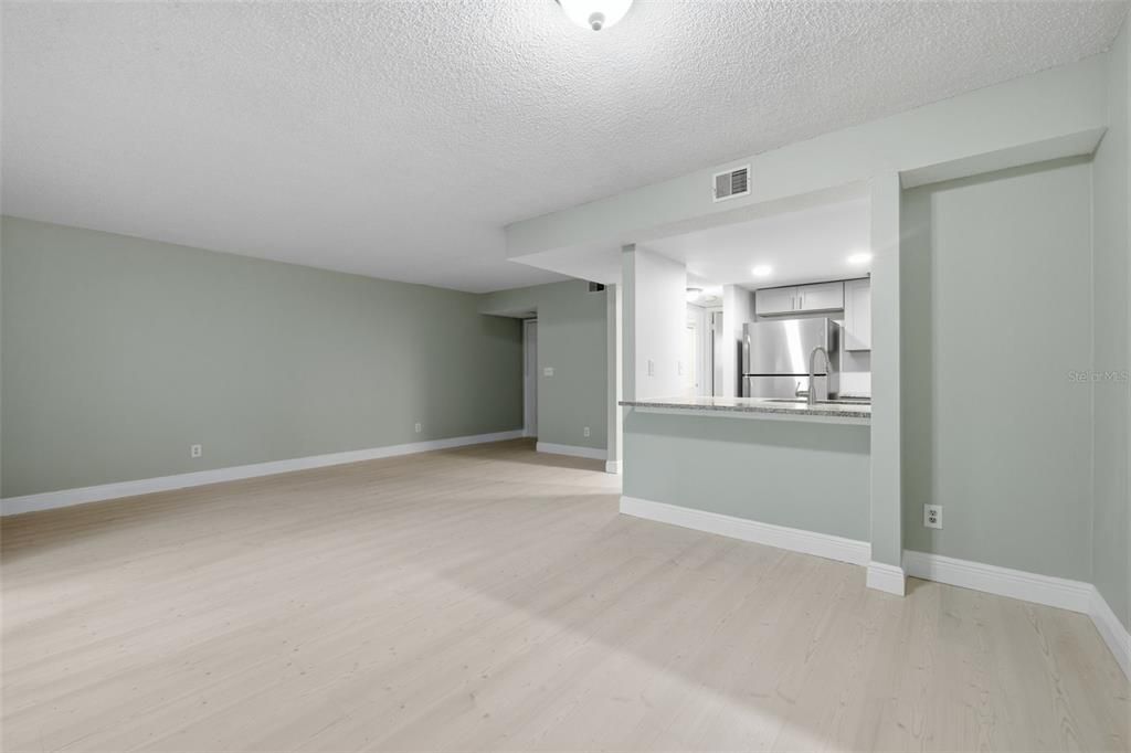 En Venta: $129,500 (1 camas, 1 baños, 817 Pies cuadrados)