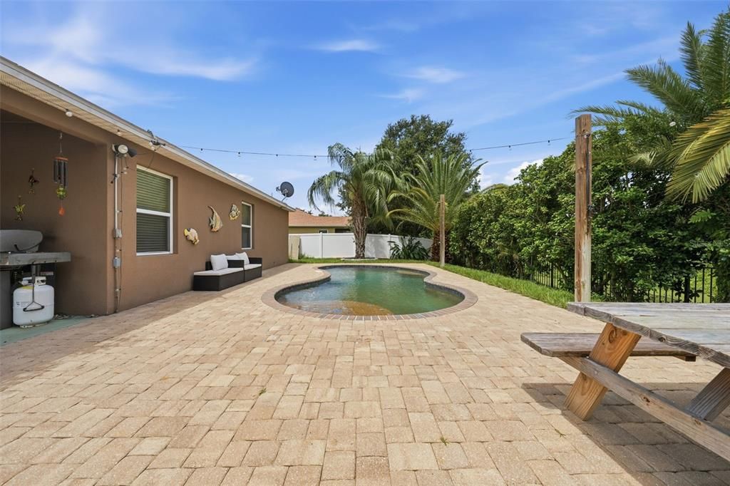 En Venta: $379,900 (3 camas, 2 baños, 1706 Pies cuadrados)