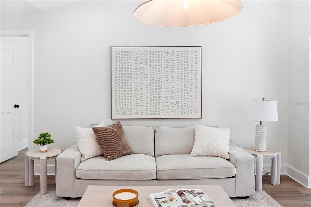 En Venta: $609,999 (4 camas, 2 baños, 2366 Pies cuadrados)