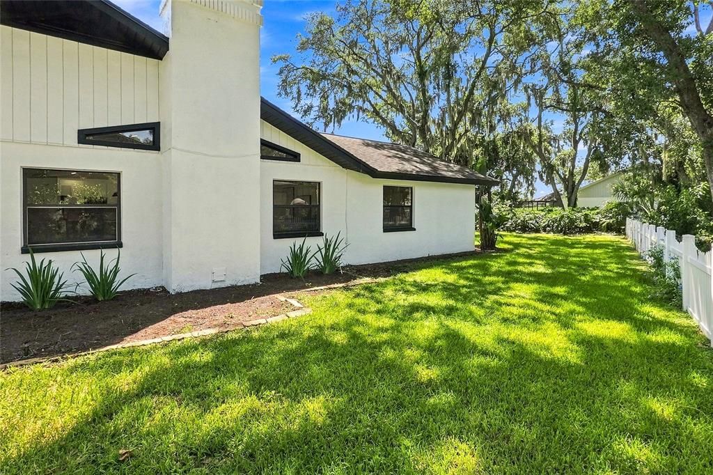 En Venta: $609,999 (4 camas, 2 baños, 2366 Pies cuadrados)
