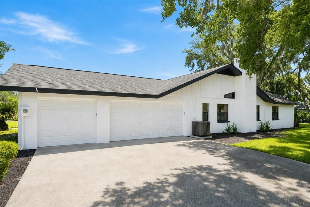 En Venta: $609,999 (4 camas, 2 baños, 2366 Pies cuadrados)