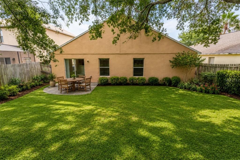 For Rent: $2,650 (3 beds, 2 baths, 1631 Square Feet)
