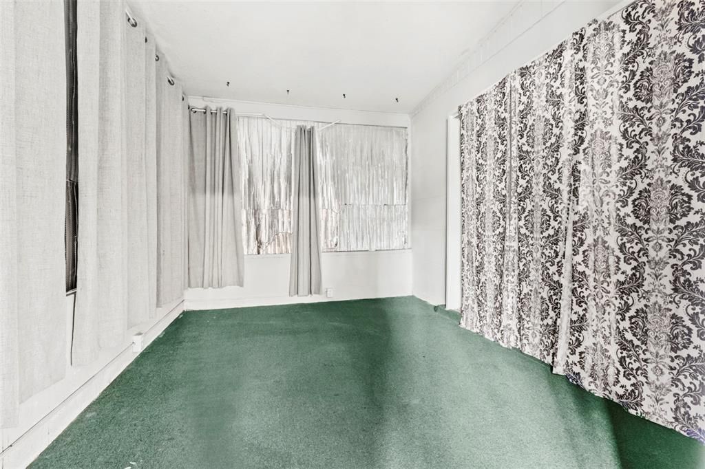 For Sale: $345,000 (3 beds, 2 baths, 1620 Square Feet)