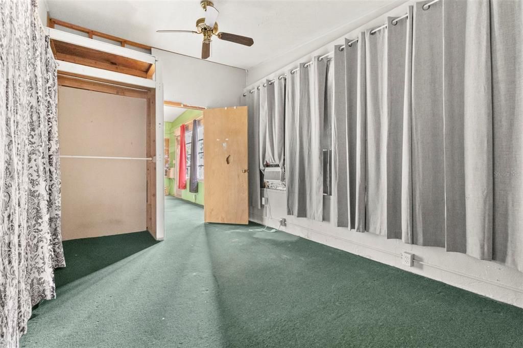 For Sale: $345,000 (3 beds, 2 baths, 1620 Square Feet)