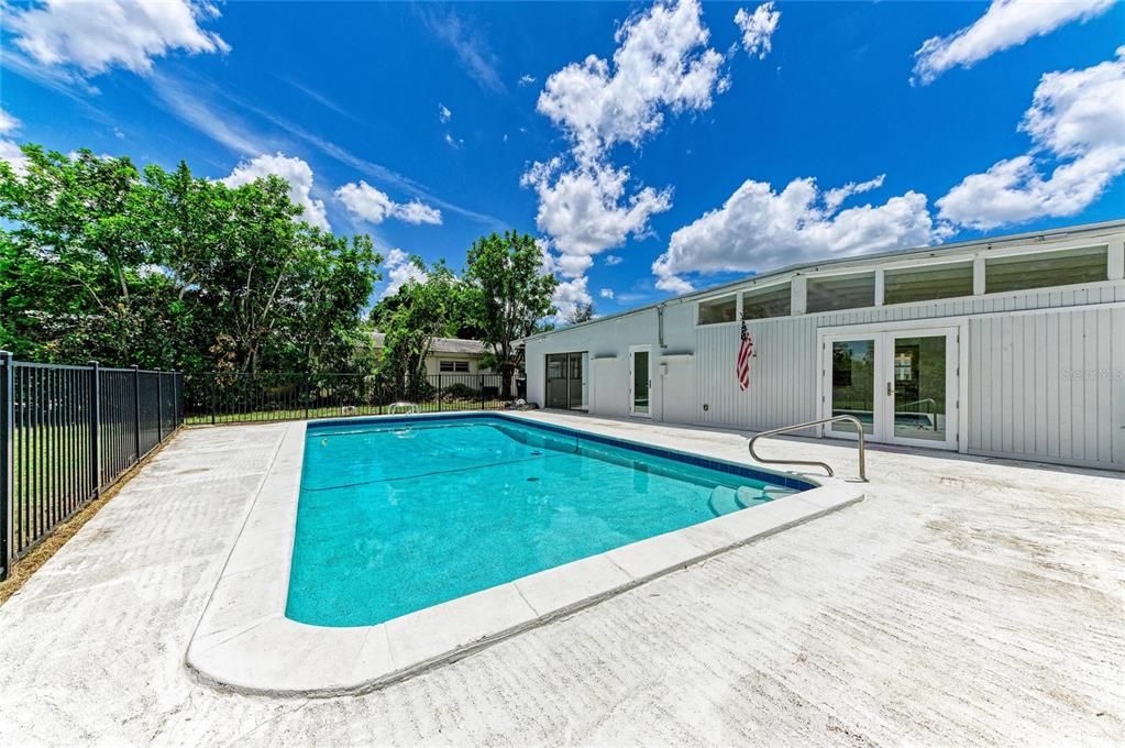 For Rent: $2,500 (4 beds, 3 baths, 1754 Square Feet)