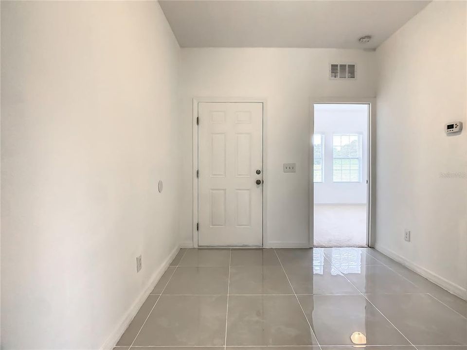For Sale: $285,000 (4 beds, 2 baths, 1929 Square Feet)