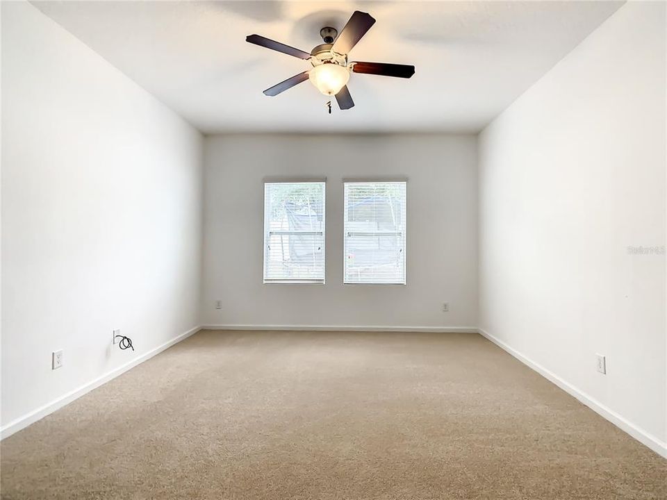 For Sale: $285,000 (4 beds, 2 baths, 1929 Square Feet)