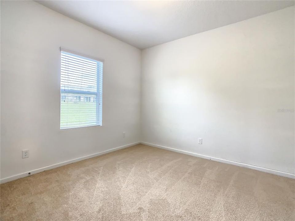 For Sale: $285,000 (4 beds, 2 baths, 1929 Square Feet)