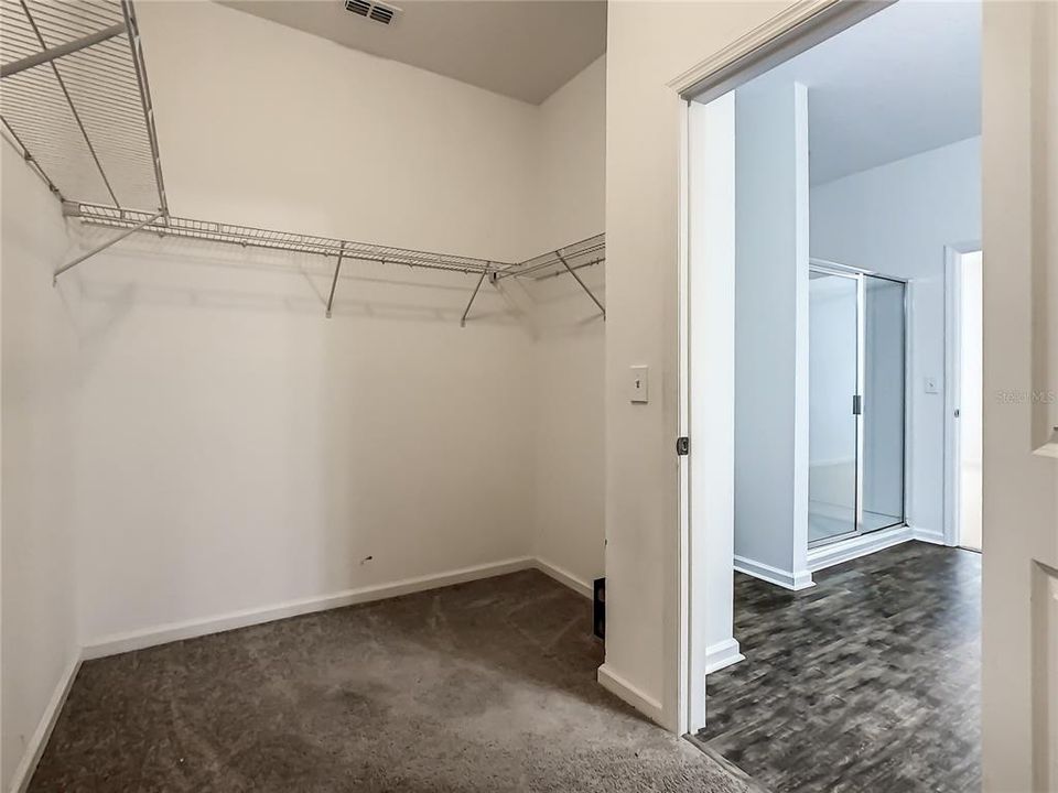 For Sale: $285,000 (4 beds, 2 baths, 1929 Square Feet)