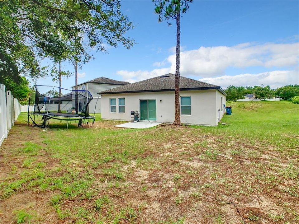 For Sale: $285,000 (4 beds, 2 baths, 1929 Square Feet)