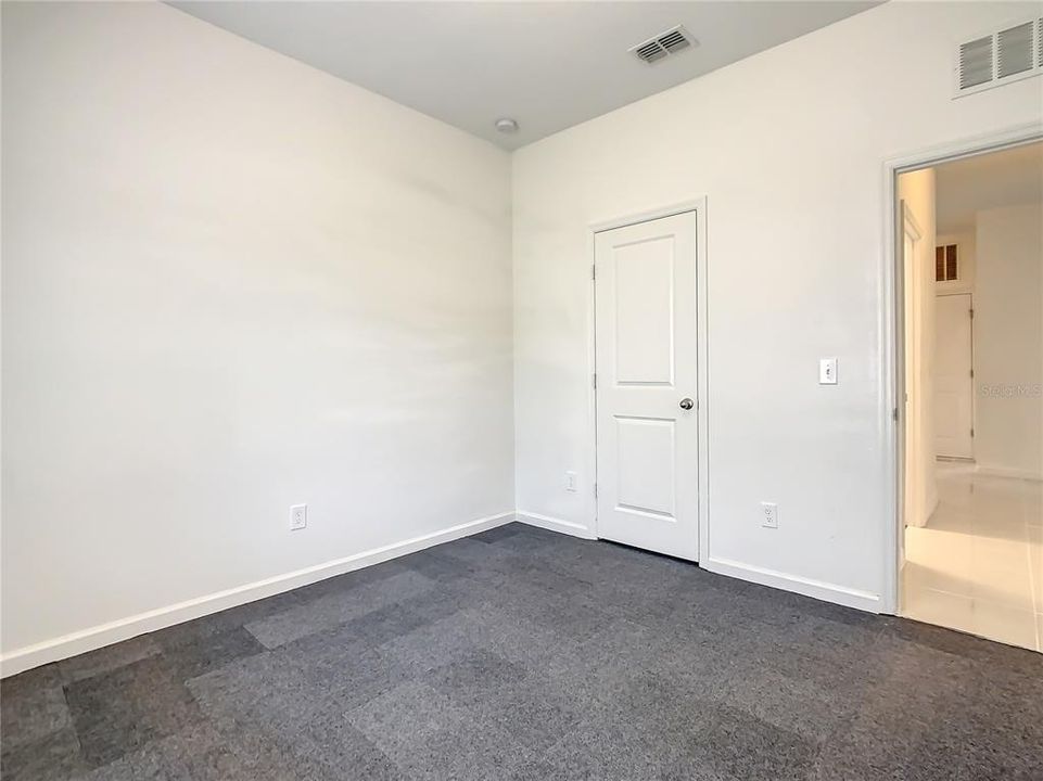 For Sale: $285,000 (4 beds, 2 baths, 1929 Square Feet)