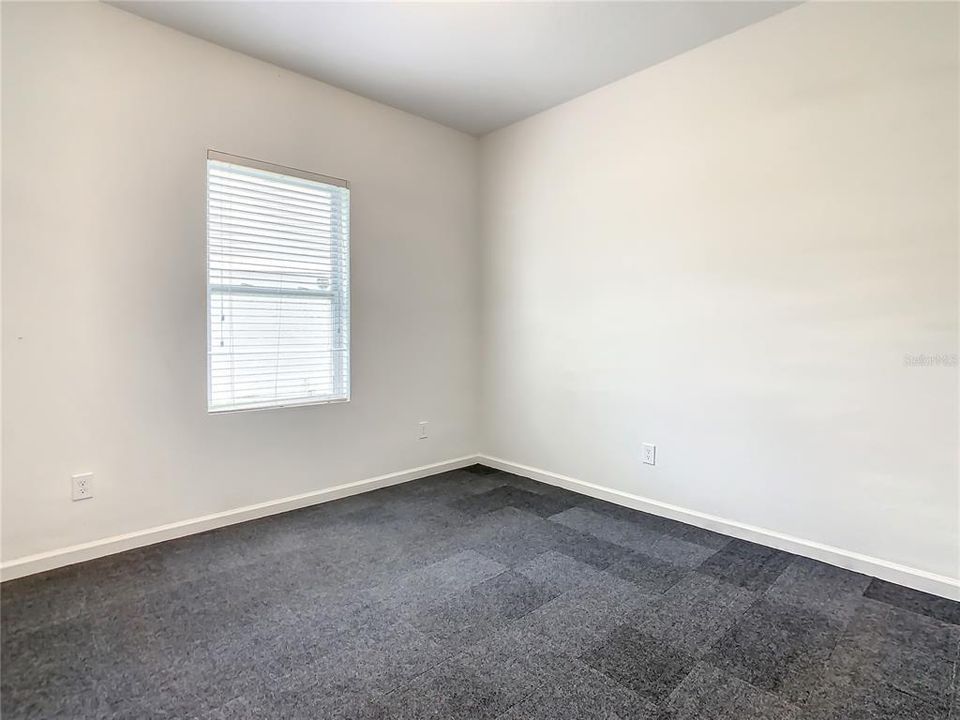 For Sale: $285,000 (4 beds, 2 baths, 1929 Square Feet)