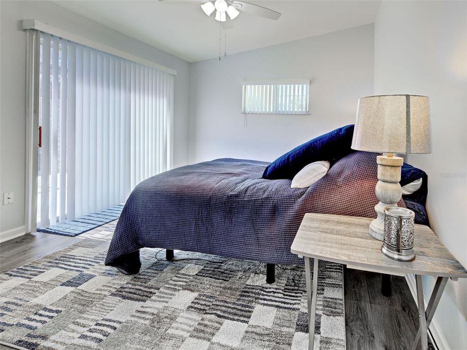 For Sale: $152,000 (2 beds, 2 baths, 1070 Square Feet)