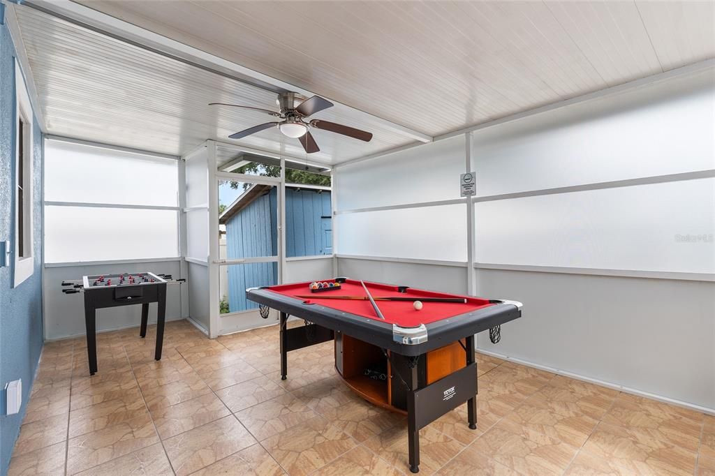 For Sale: $459,900 (5 beds, 3 baths, 1876 Square Feet)