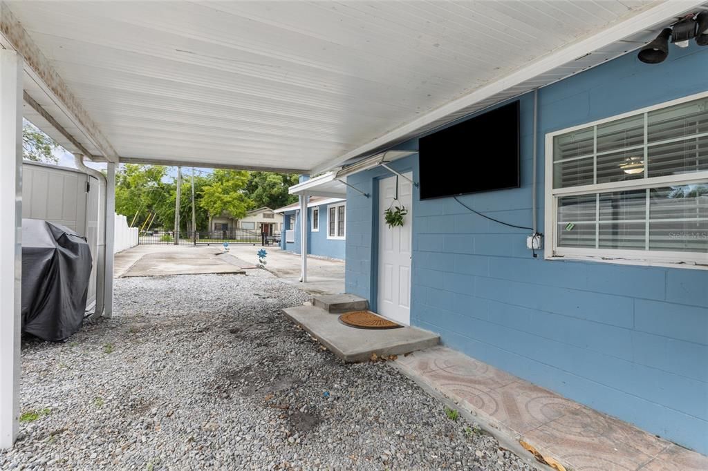 For Sale: $459,900 (5 beds, 3 baths, 1876 Square Feet)