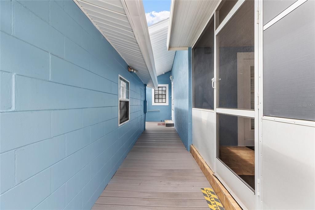 For Sale: $459,900 (5 beds, 3 baths, 1876 Square Feet)