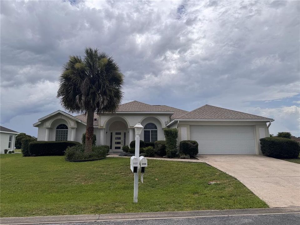 For Rent: $2,600 (2 beds, 2 baths, 1672 Square Feet)