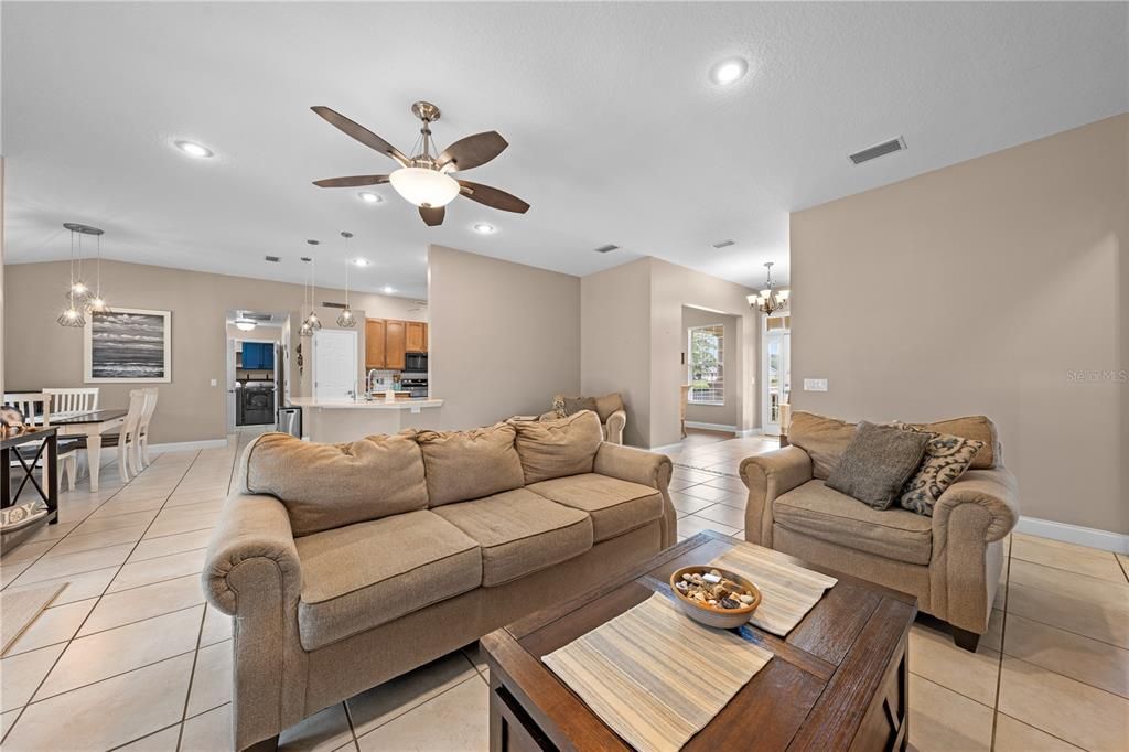 For Sale: $749,000 (4 beds, 3 baths, 2671 Square Feet)