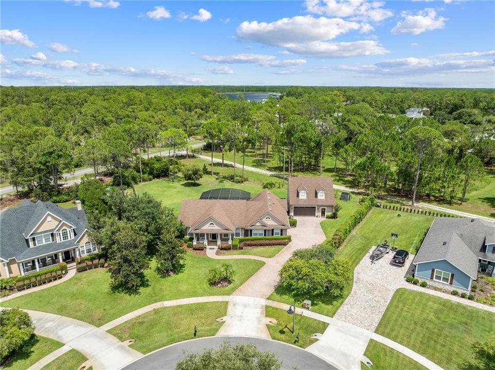 For Sale: $749,000 (4 beds, 3 baths, 2671 Square Feet)