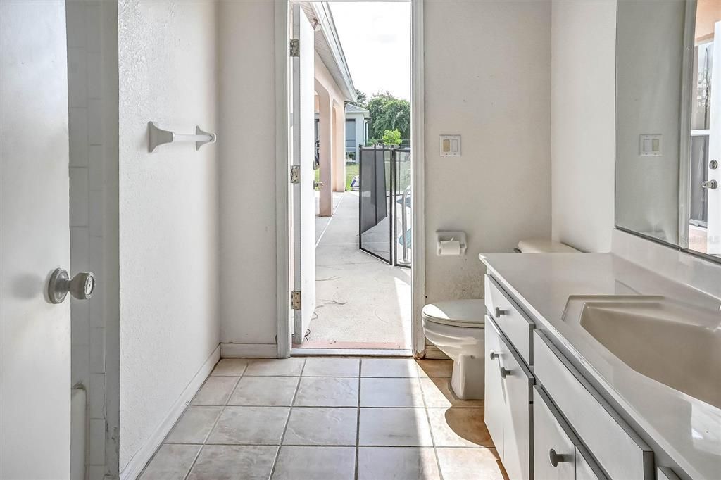 For Sale: $399,000 (4 beds, 2 baths, 2493 Square Feet)