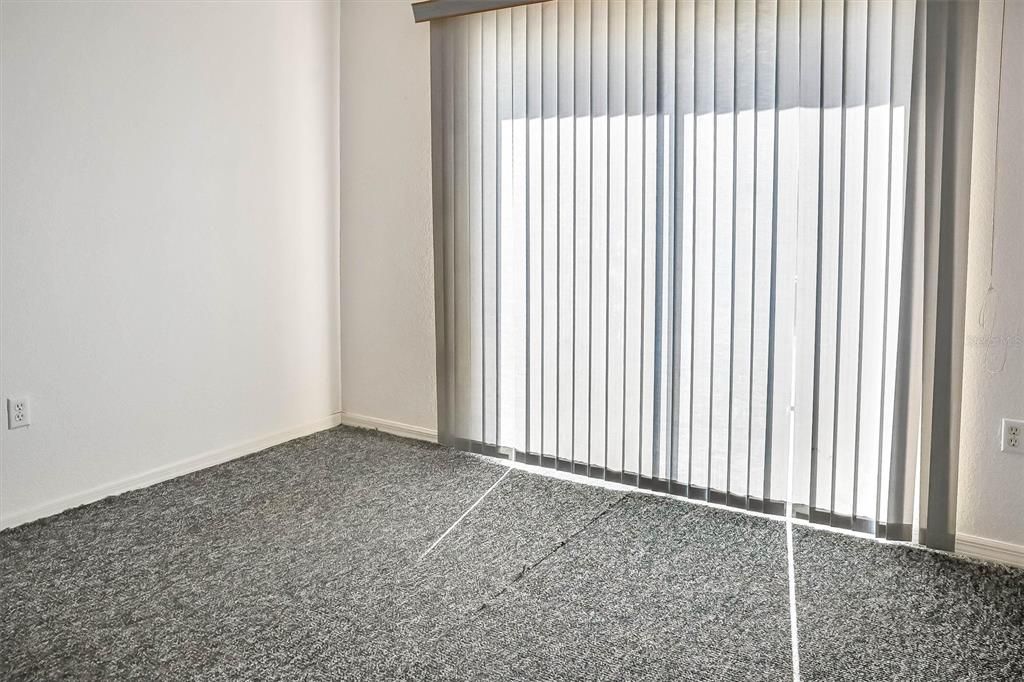 For Sale: $399,000 (4 beds, 2 baths, 2493 Square Feet)