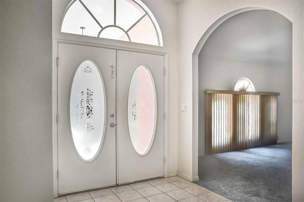 For Sale: $399,000 (4 beds, 2 baths, 2493 Square Feet)