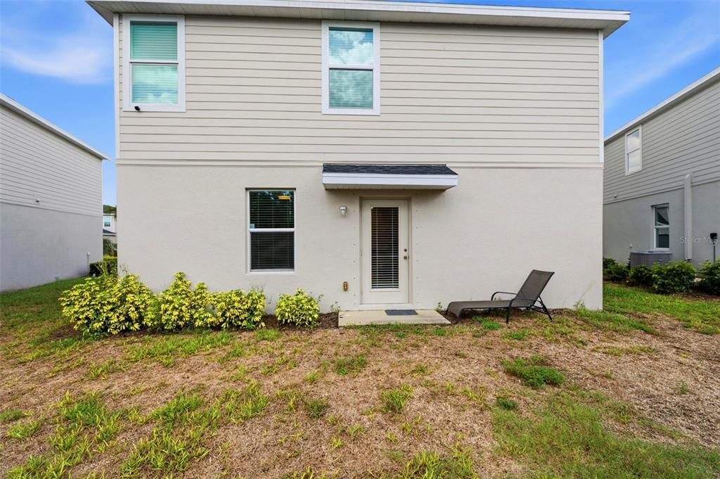 For Sale: $433,300 (5 beds, 2 baths, 2214 Square Feet)