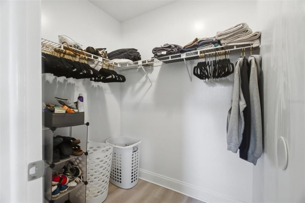 For Sale: $359,000 (3 beds, 2 baths, 1461 Square Feet)