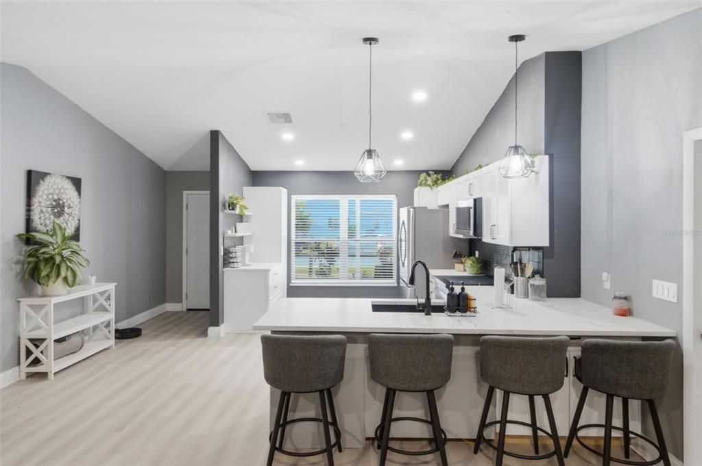 For Sale: $359,000 (3 beds, 2 baths, 1461 Square Feet)