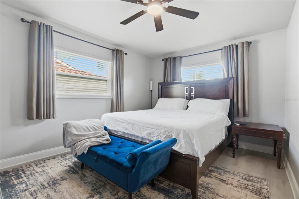 For Sale: $359,000 (3 beds, 2 baths, 1461 Square Feet)