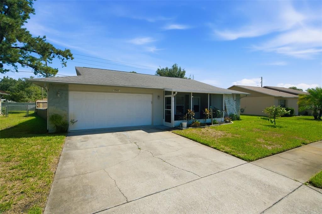For Sale: $359,000 (3 beds, 2 baths, 1461 Square Feet)