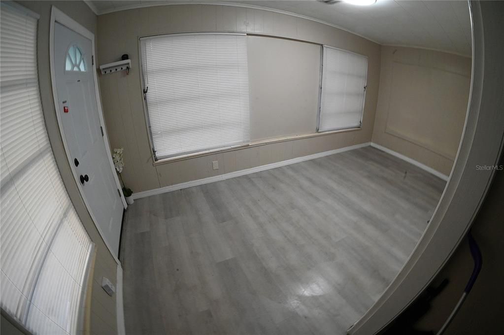 For Sale: $469,000 (4 beds, 2 baths, 1608 Square Feet)