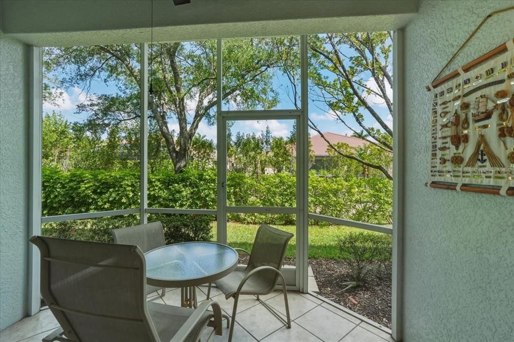For Sale: $234,000 (3 beds, 2 baths, 1249 Square Feet)