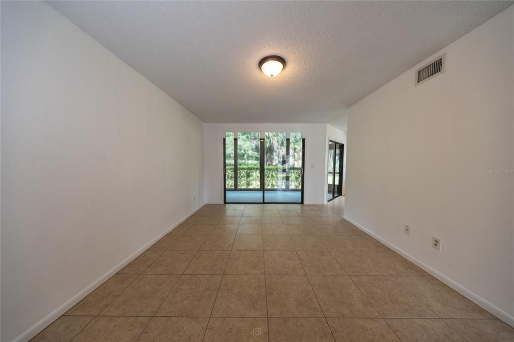 For Sale: $235,000 (3 beds, 2 baths, 1338 Square Feet)