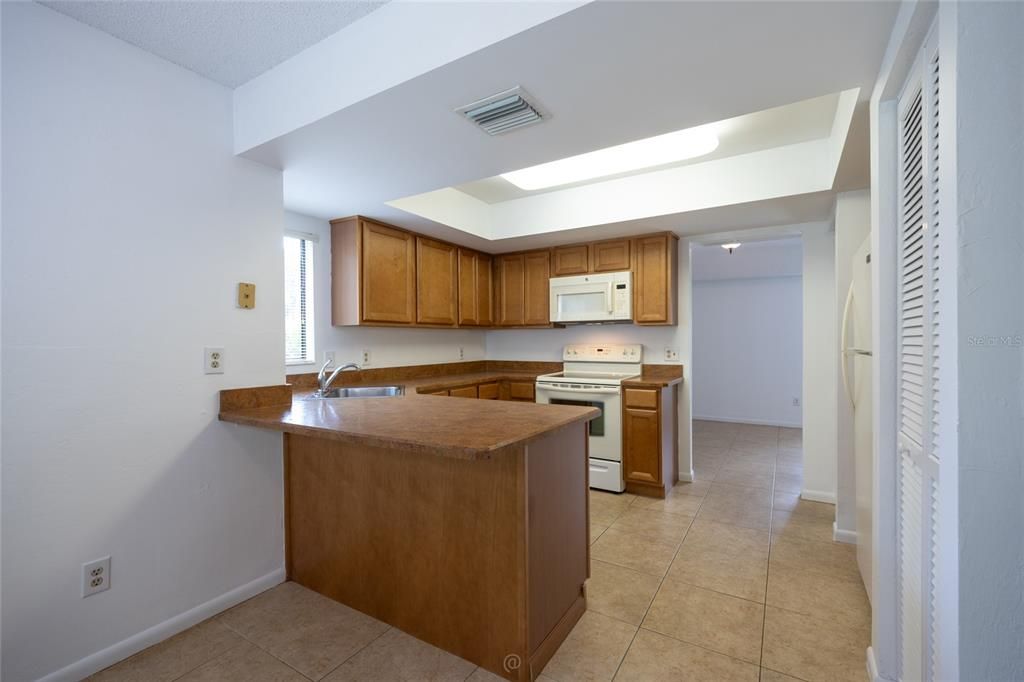 For Sale: $235,000 (3 beds, 2 baths, 1338 Square Feet)