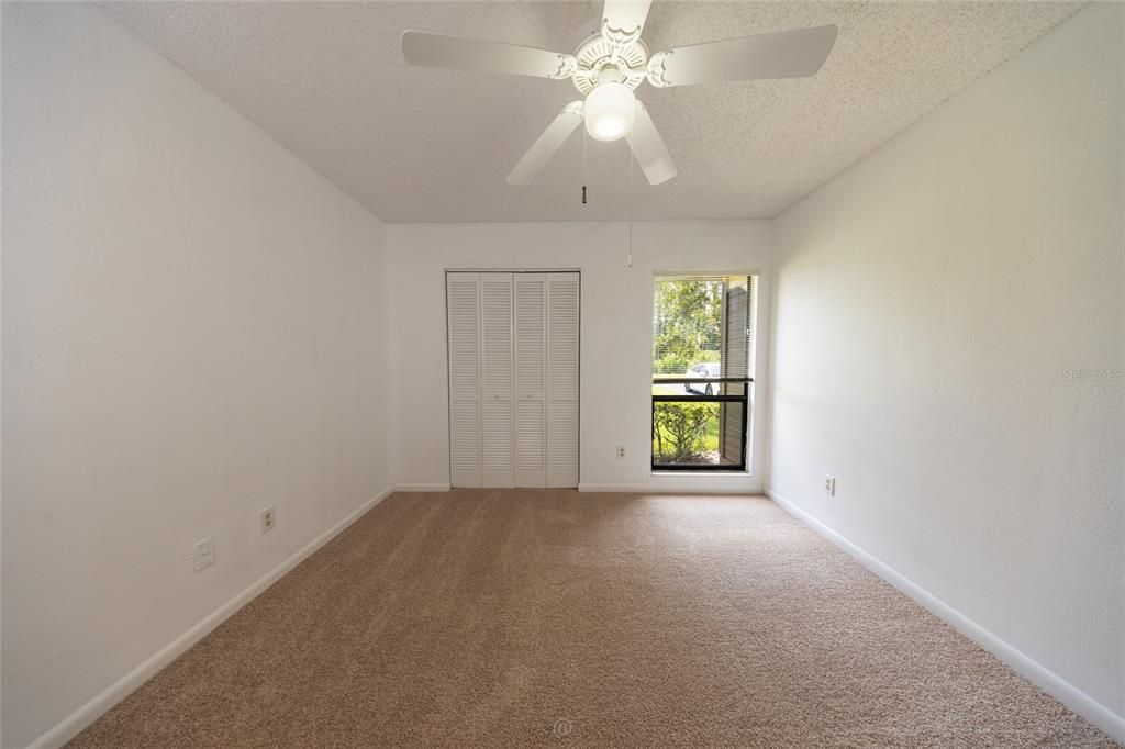 For Sale: $235,000 (3 beds, 2 baths, 1338 Square Feet)