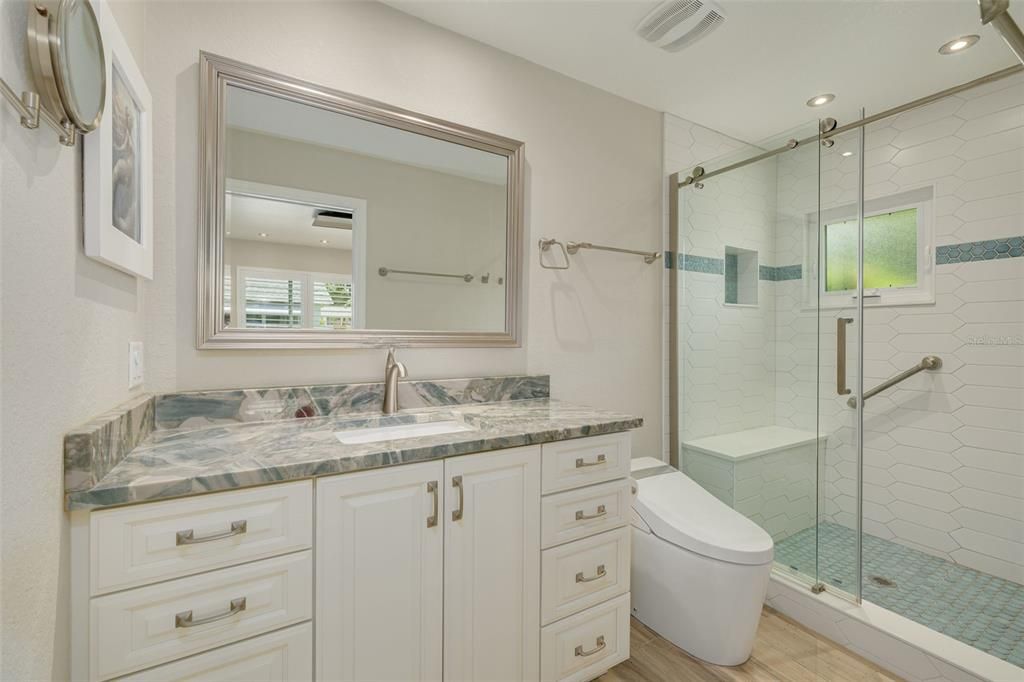 For Sale: $274,900 (2 beds, 2 baths, 1475 Square Feet)