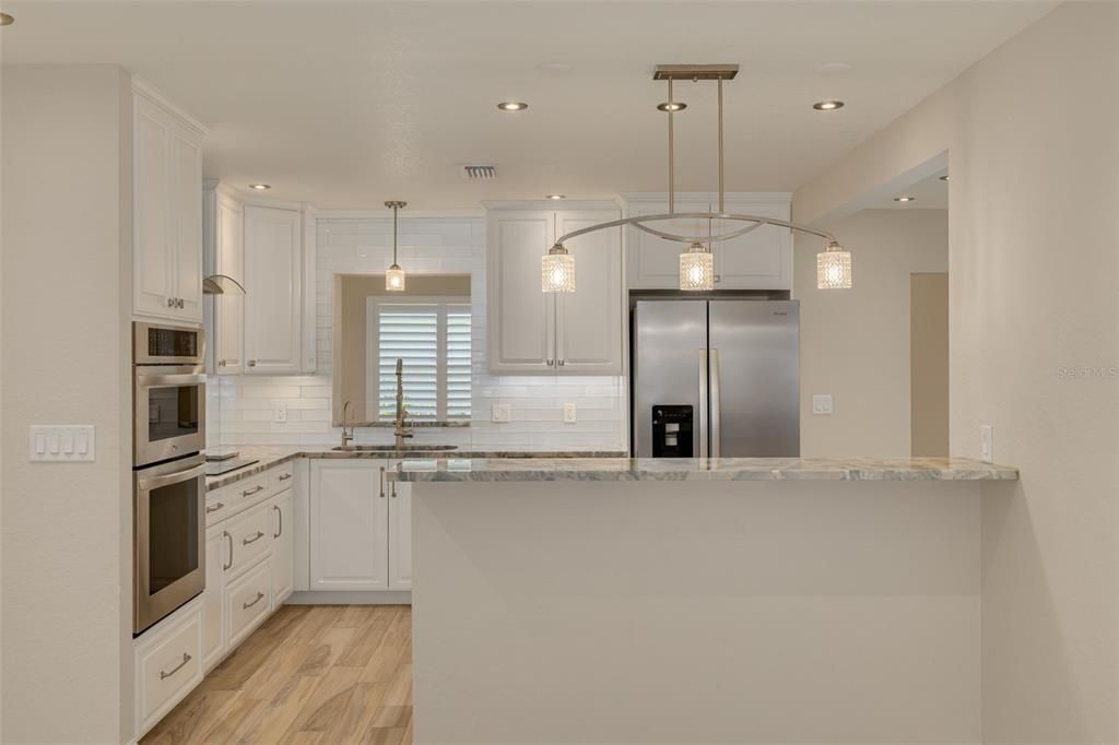 For Sale: $274,900 (2 beds, 2 baths, 1475 Square Feet)