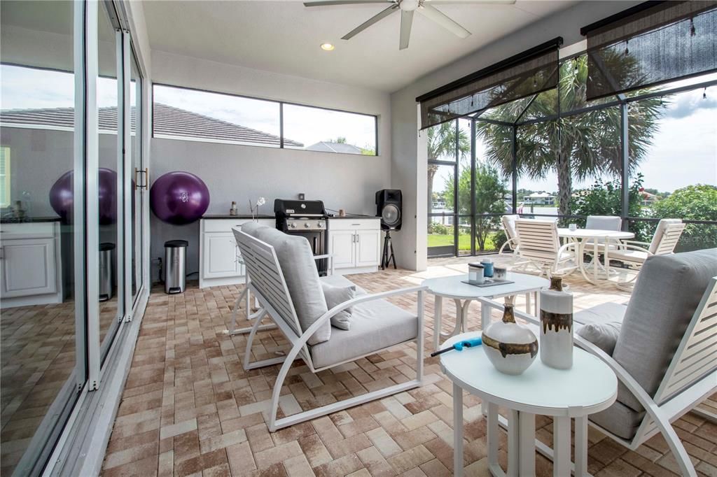 For Rent: $4,200 (3 beds, 2 baths, 2055 Square Feet)