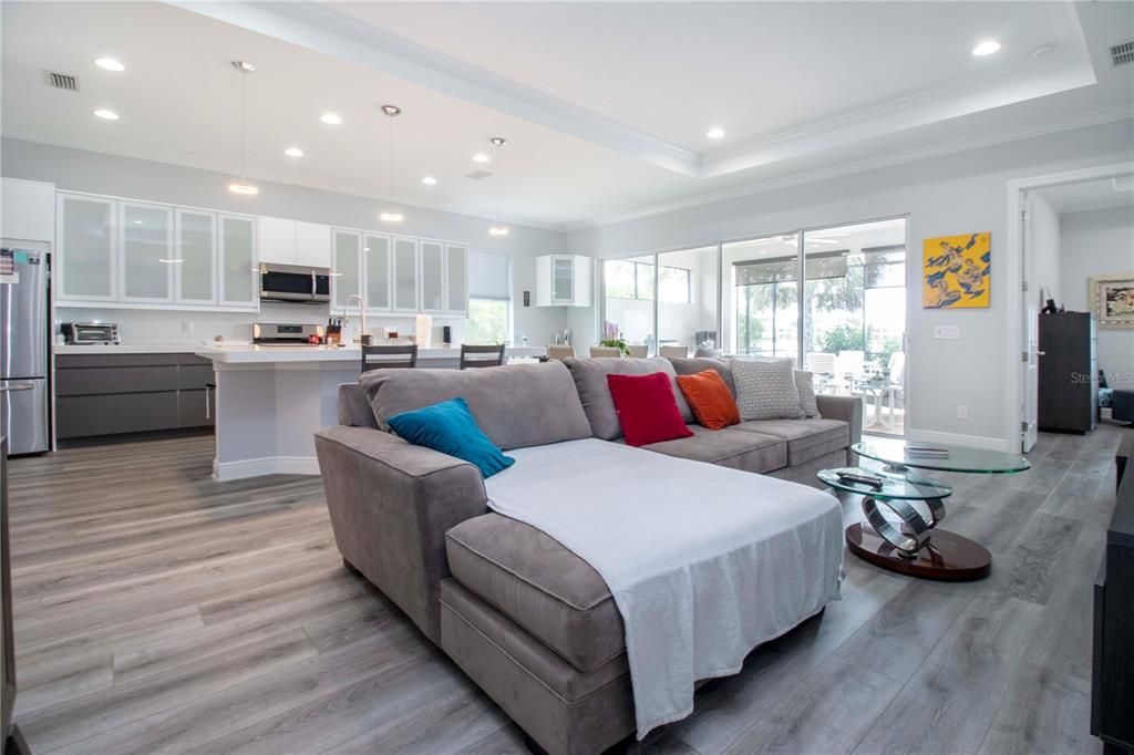 For Rent: $4,200 (3 beds, 2 baths, 2055 Square Feet)