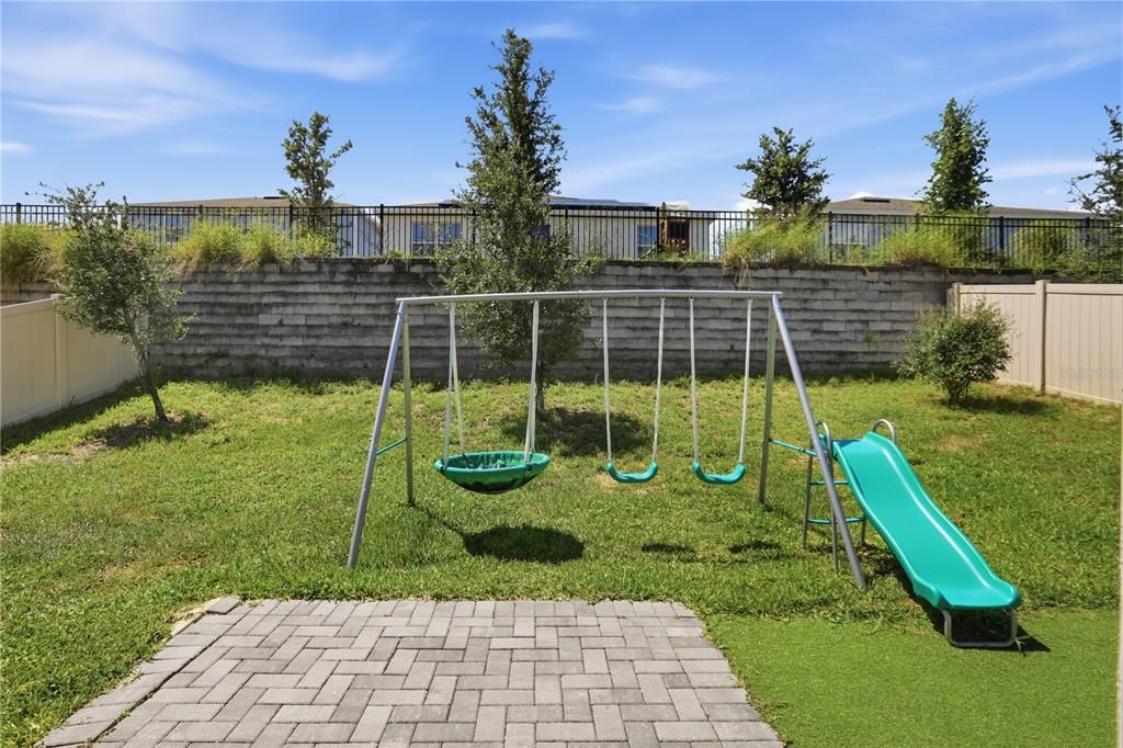 На продажу: $320,000 (3 спален, 2 ванн, 1531 Квадратных фут)