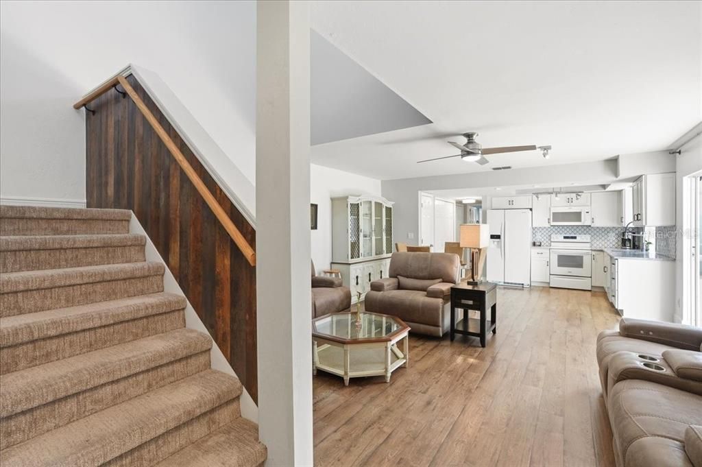 For Sale: $246,500 (3 beds, 2 baths, 1512 Square Feet)