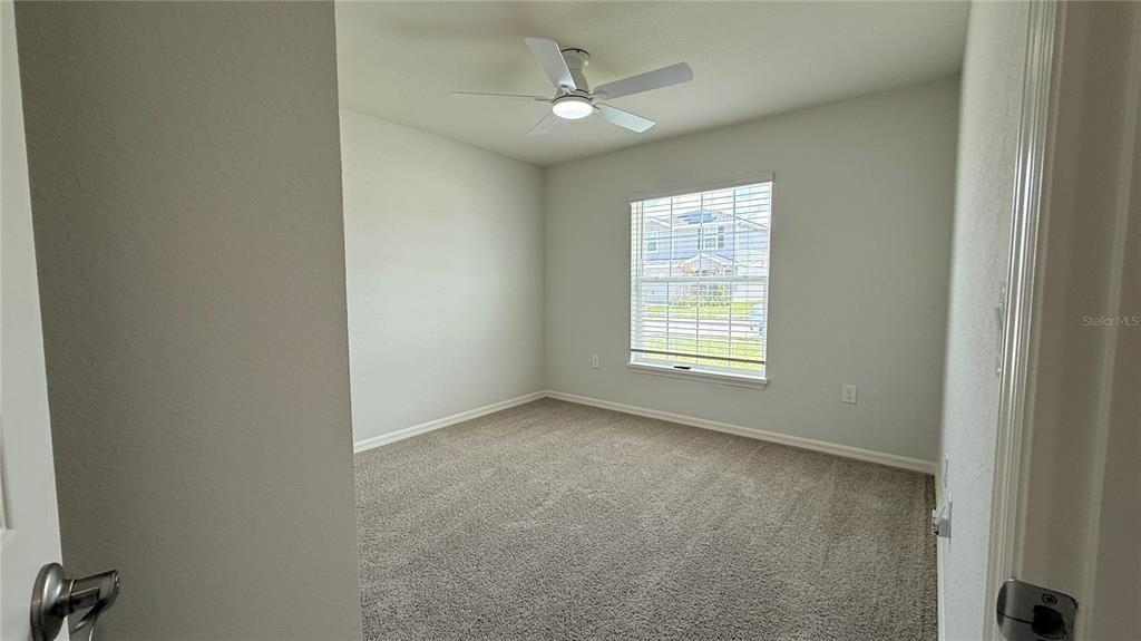For Rent: $2,250 (4 beds, 2 baths, 2074 Square Feet)