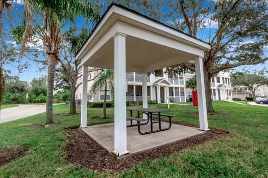 For Rent: $1,250 (1 beds, 1 baths, 794 Square Feet)